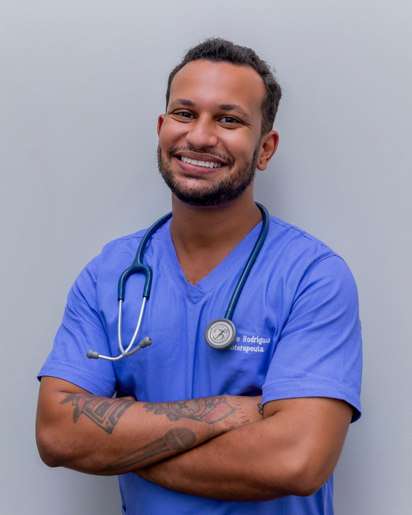 Licensed Florida physician conducting personalized medical consultation with patient
